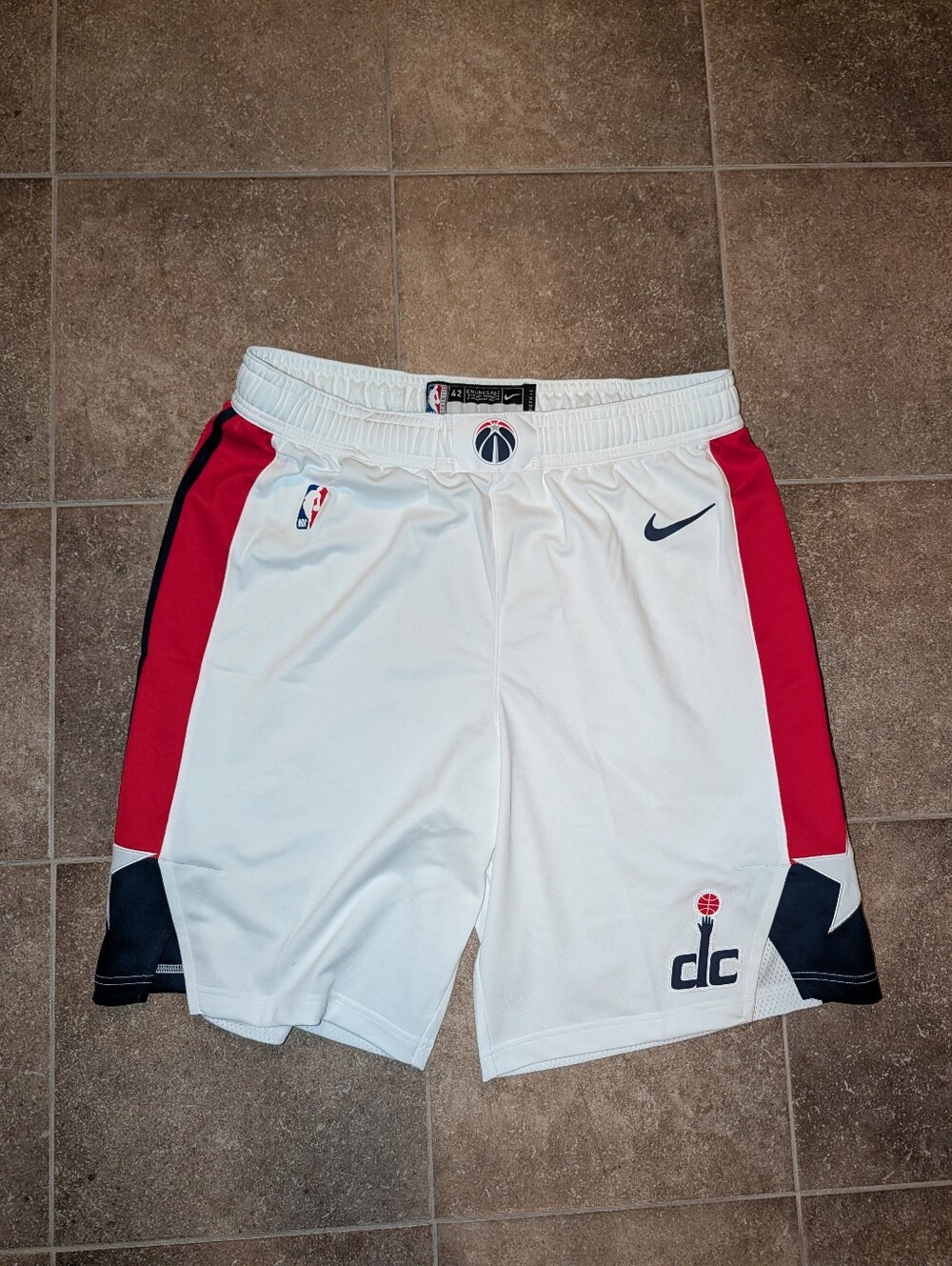 Nike NBA Washington Wizards authentic home basketball shorts DS Size 42